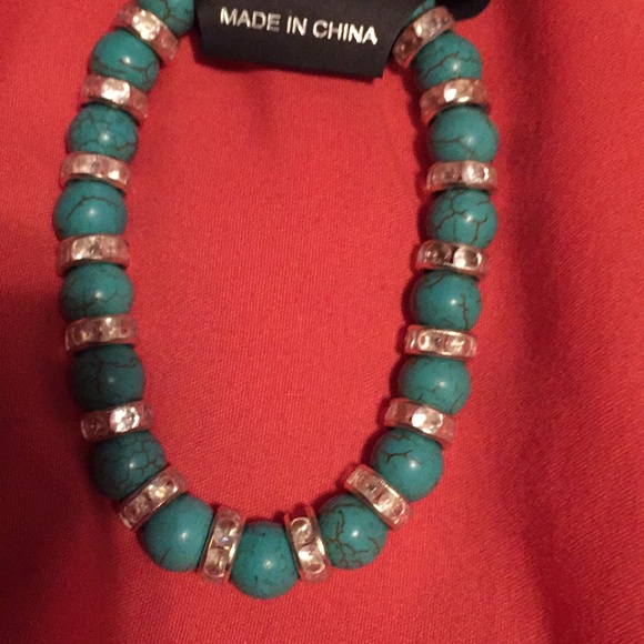 Brackets - Picture 3 of 4